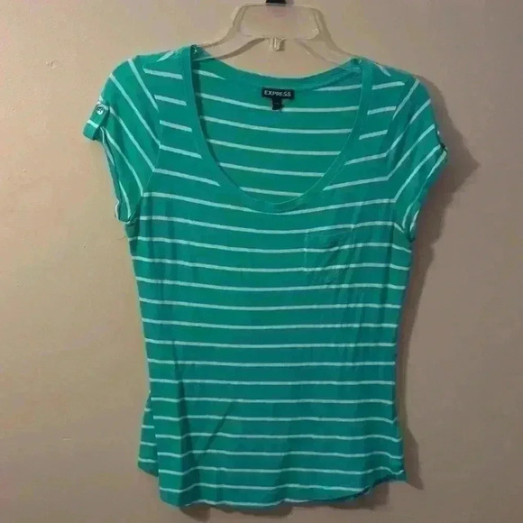 Express, medium, green/ white striped shirt - Picture 2 of 4